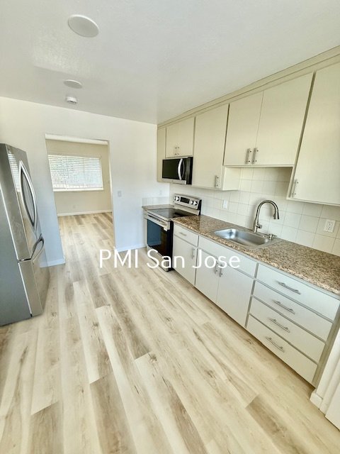 856 Monroe St - Unit 6 property image