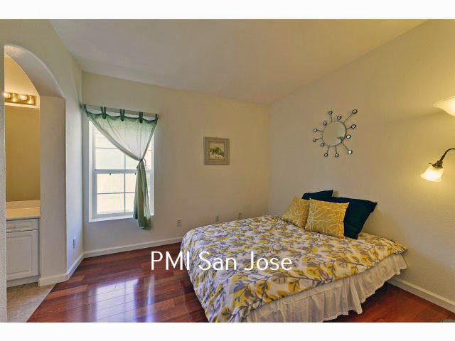 3 Bed 3.5 Bath Home available in Milpitas property image