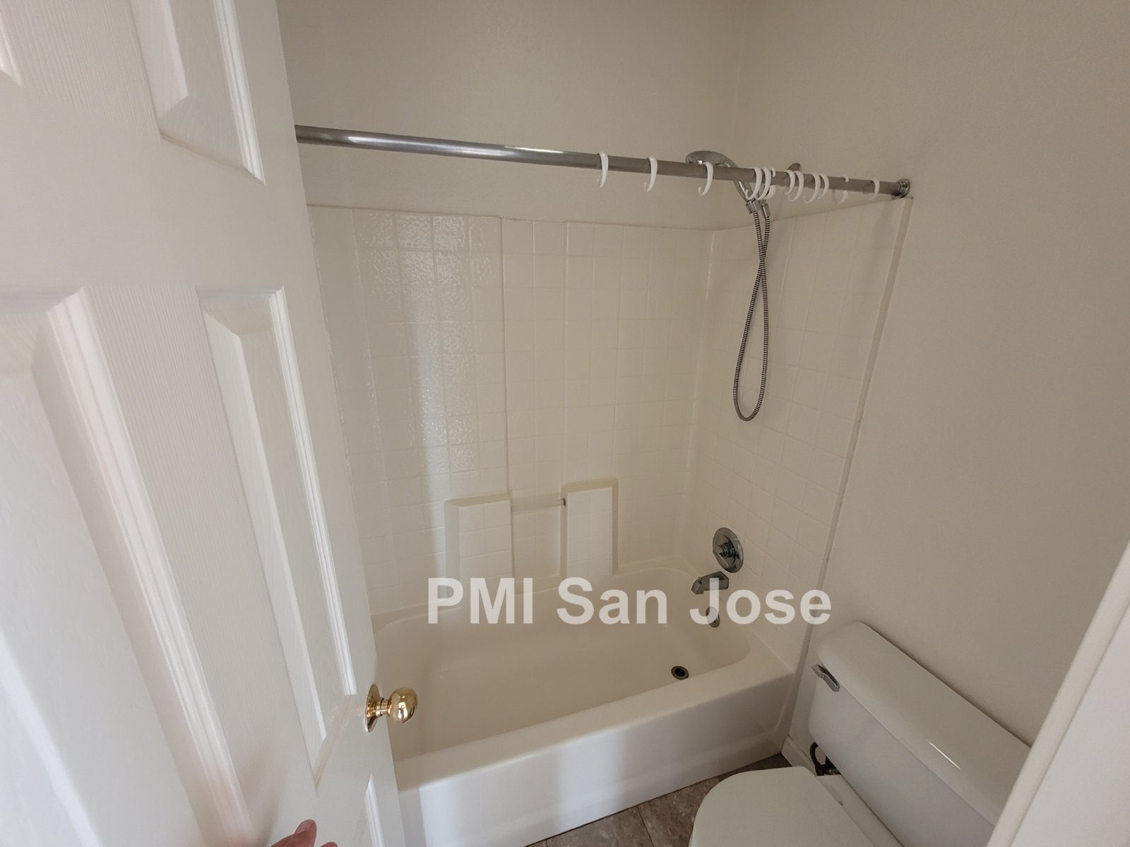 3 Bed 3.5 Bath Home available in Milpitas property image