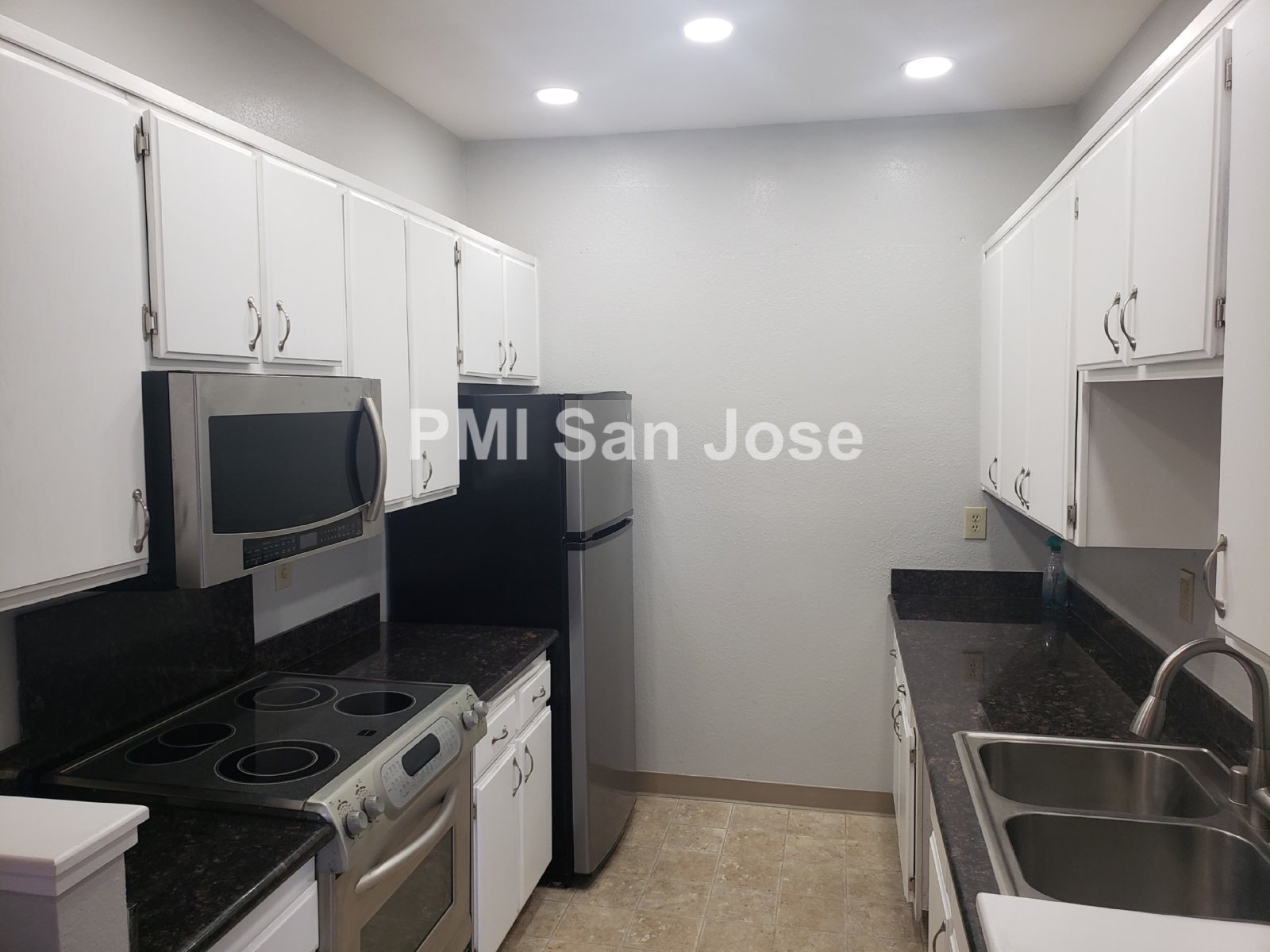 2 Bed 2  Bath condo in San Jose property image