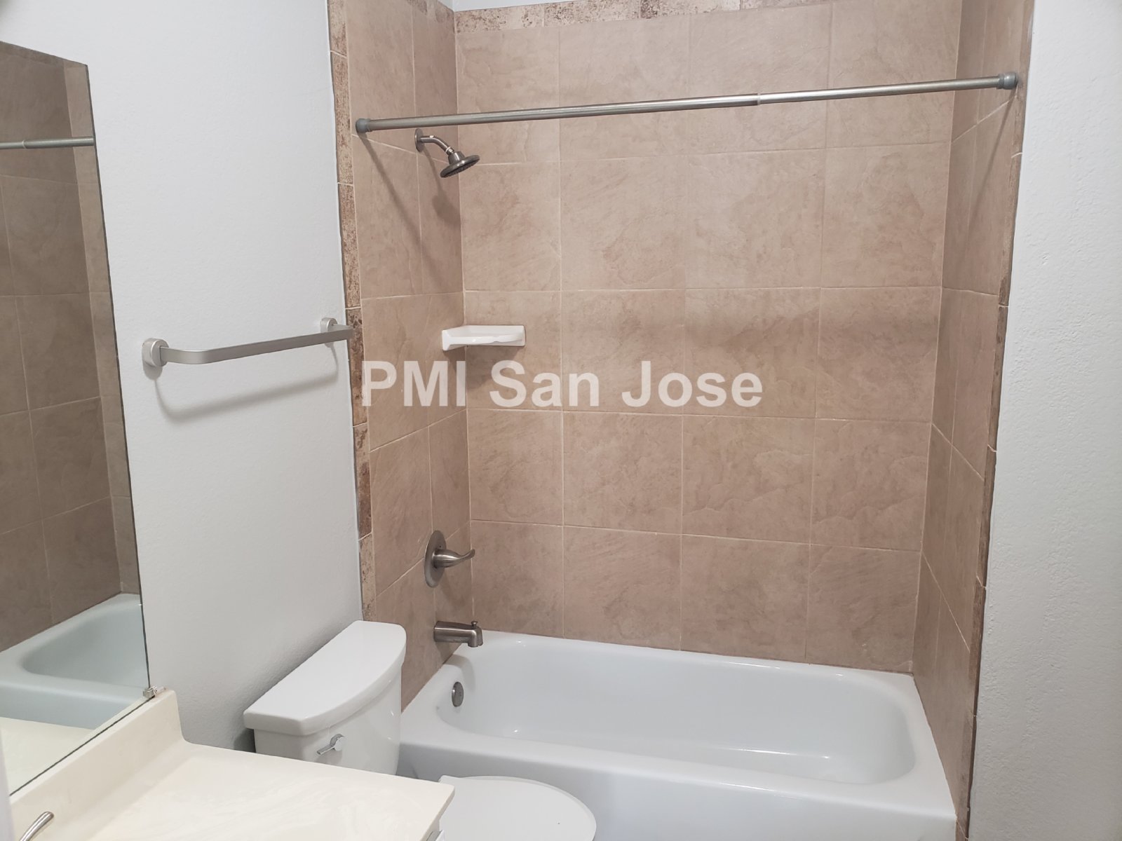 2 Bed 2  Bath condo in San Jose property image