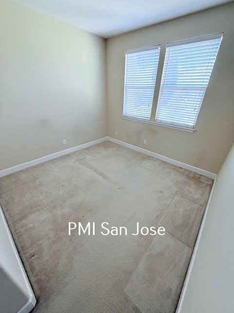 3 Bed 3.5 Bath Townhome available in San Jose property image