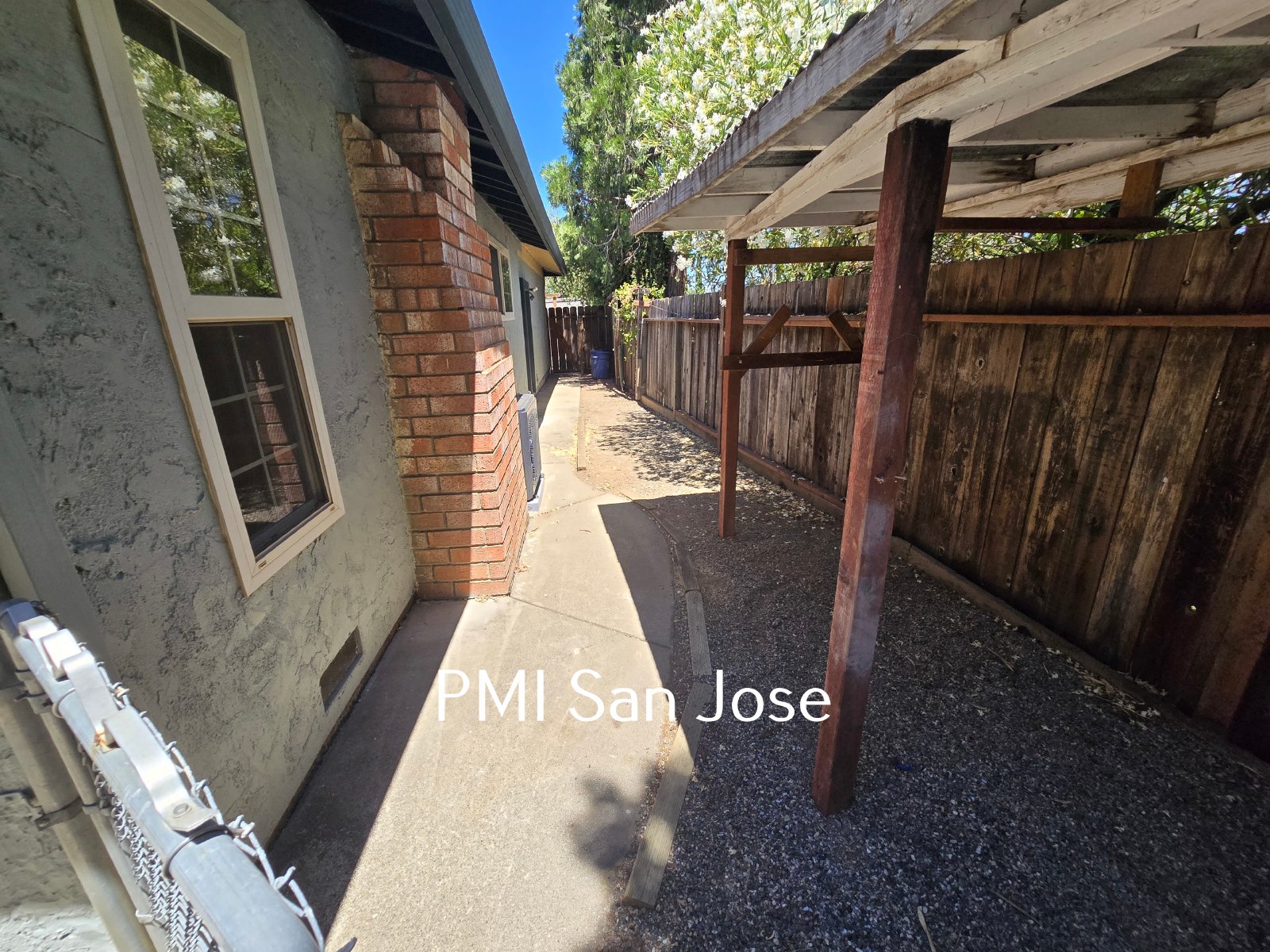 3 Bed/2bath 1683 sq. ft Gavilan College area property image