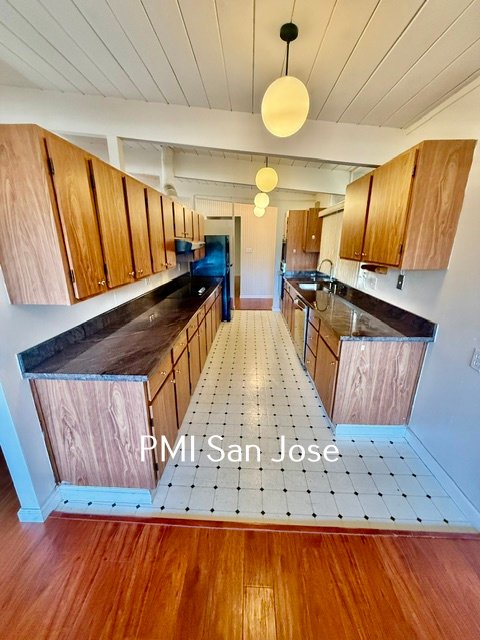 4 Bed 2 Bath home for rent in Palo Alto property image