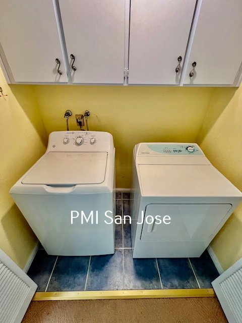 2 Bed 2.5 Bath 1,614sqft townhome in Mountain View property image