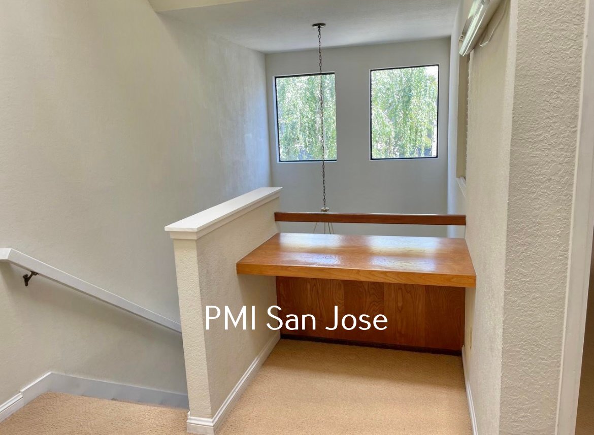 2 Bed 2.5 Bath 1,614sqft townhome in Mountain View property image